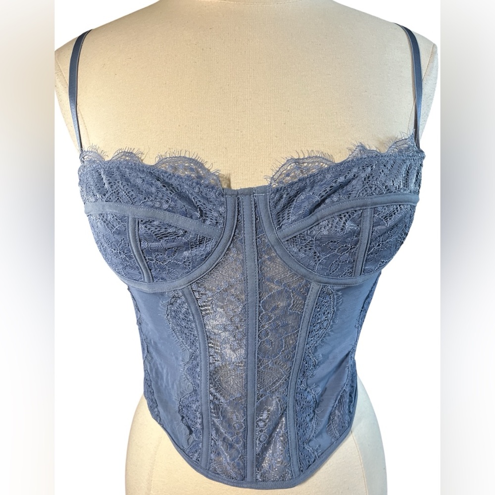 Dealmore Lace Bustier Corset Blue Lace w/adjustable straps and fit Size Medium